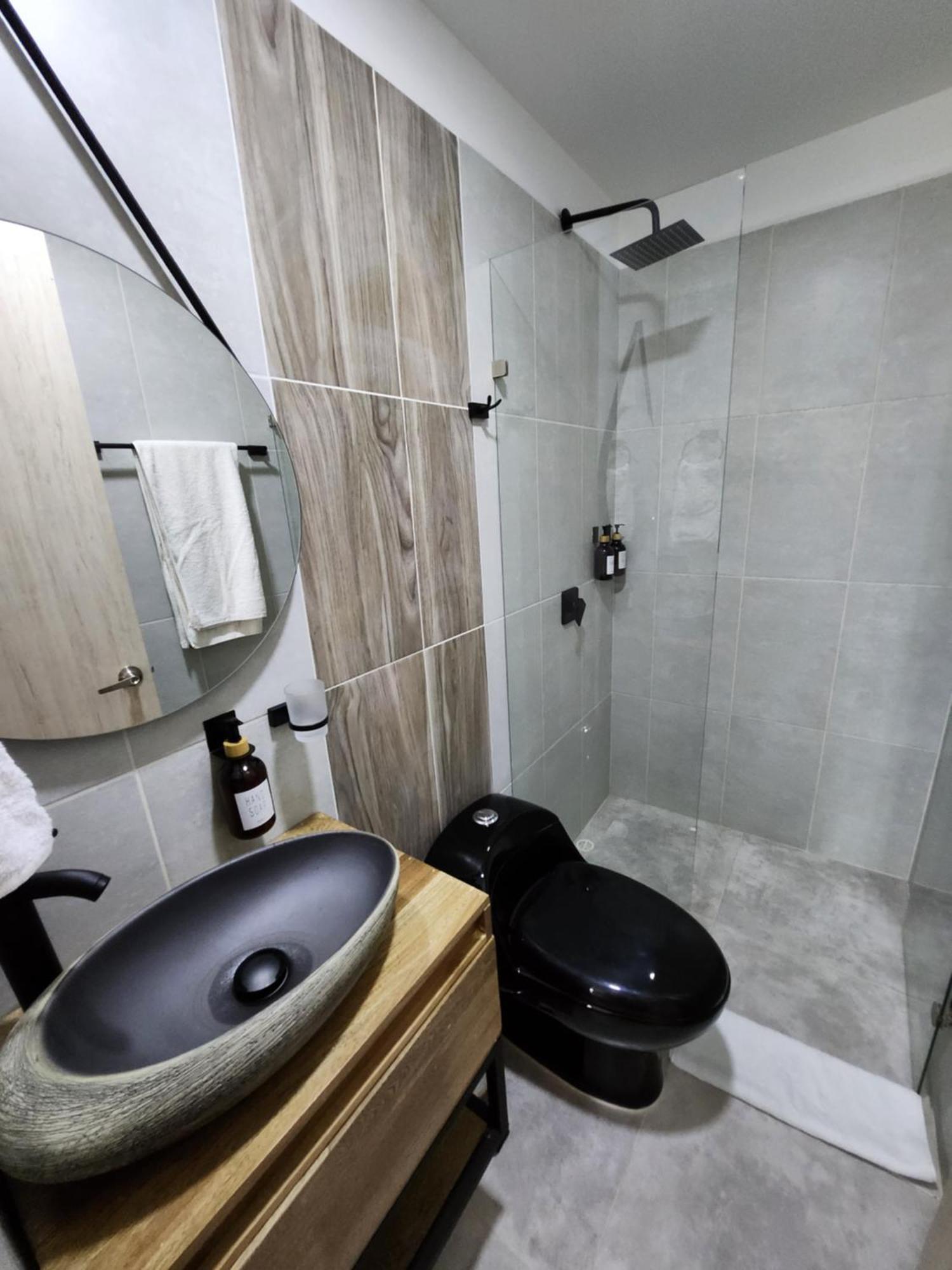 Hermoso En Laureles*aire Acondicionado Medellín