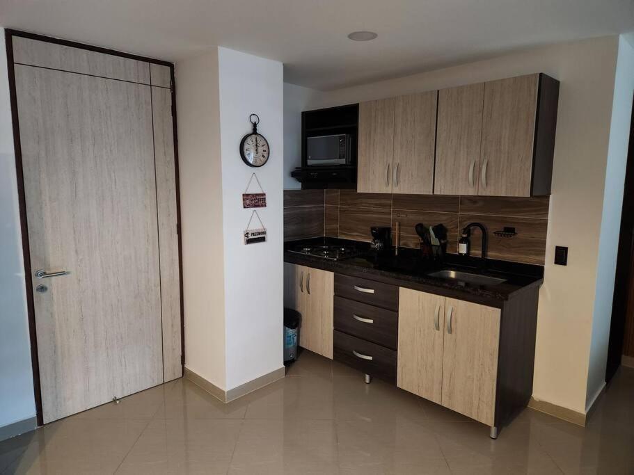 Hermoso En Laureles*aire Acondicionado Apartment Medellin
